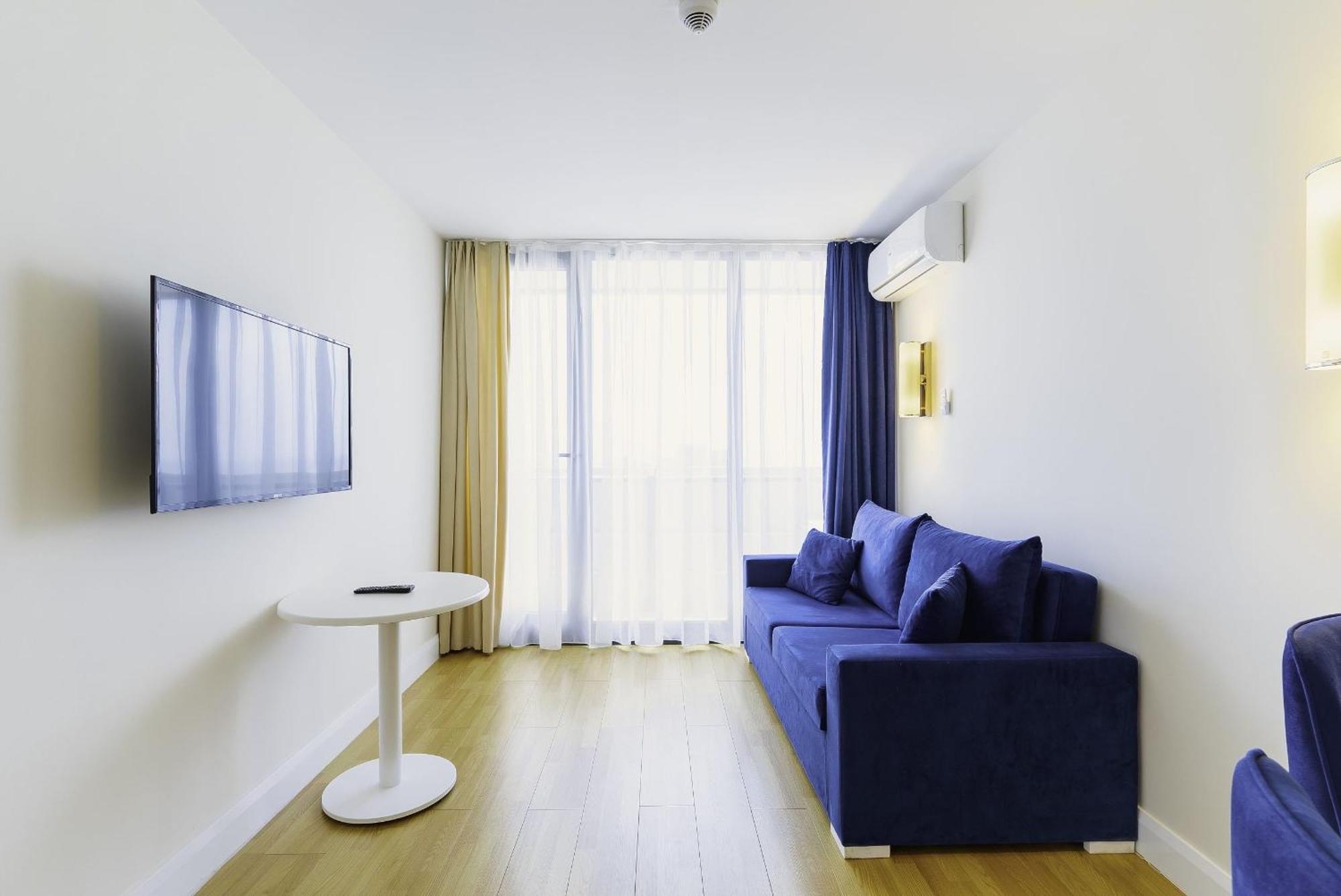 Orbi City Superhost Батуми Екстериор снимка