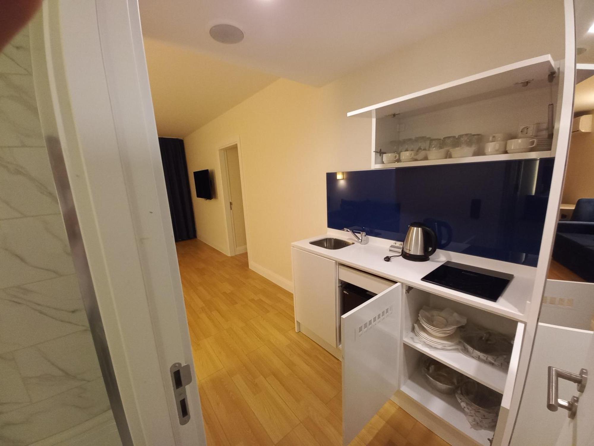 Orbi City Superhost Батуми Екстериор снимка